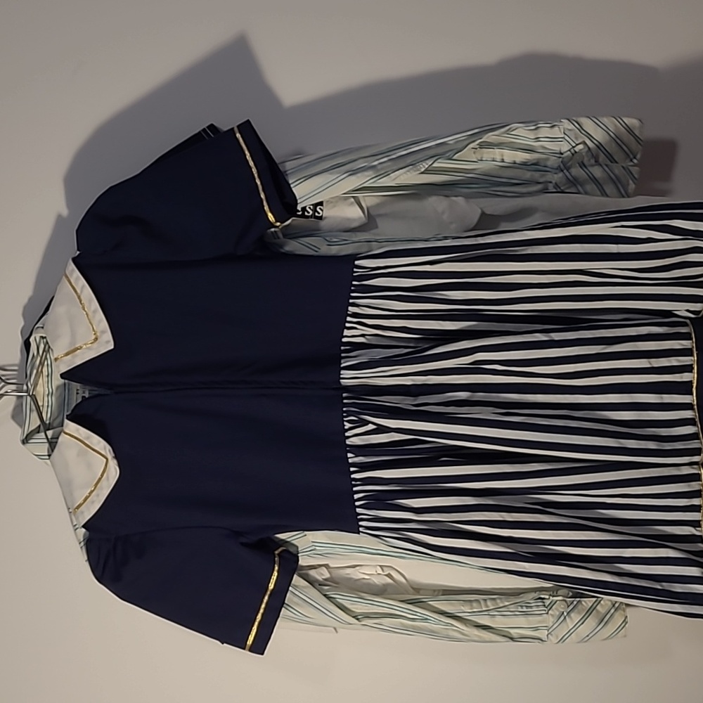 Dress - Picture 4 of 7